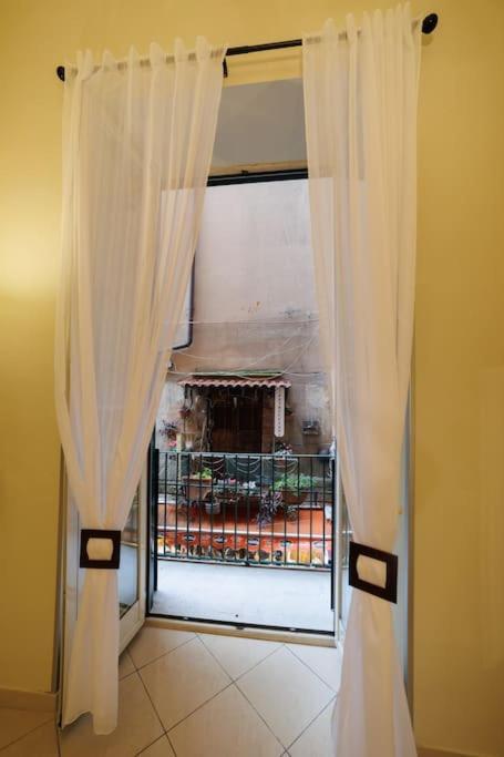 The San Gregorio Armeno Apartment By HouseinNapoli Eksteriør bilde